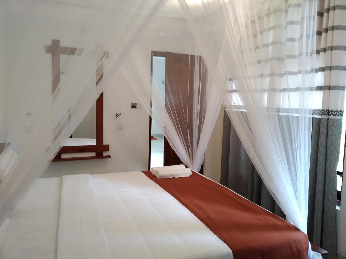 Holly House Homestay エッラ エクステリア 写真