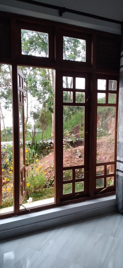 Holly House Homestay エッラ エクステリア 写真